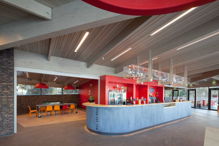 Interieurontwerp van clubhuis hockeyclub AMHC in Amersfoort