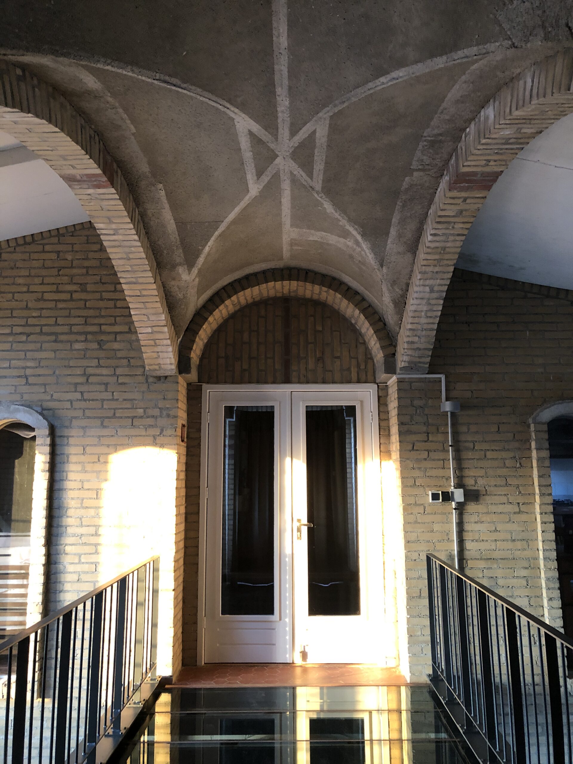 villa-lucia-romeins-geinspireerde-villa-zuid-frankrijk-40 foto 1